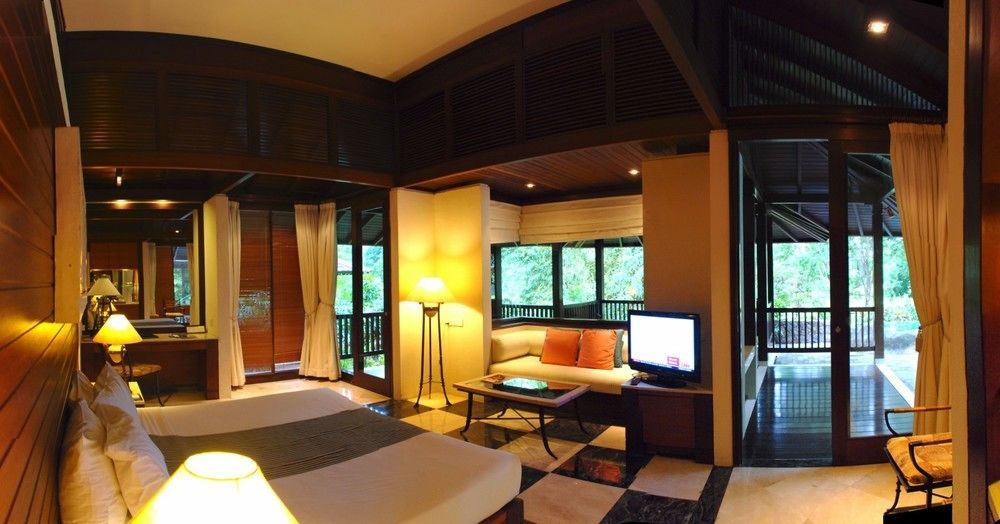 Finna Golf & Country Club Prigen Экстерьер фото