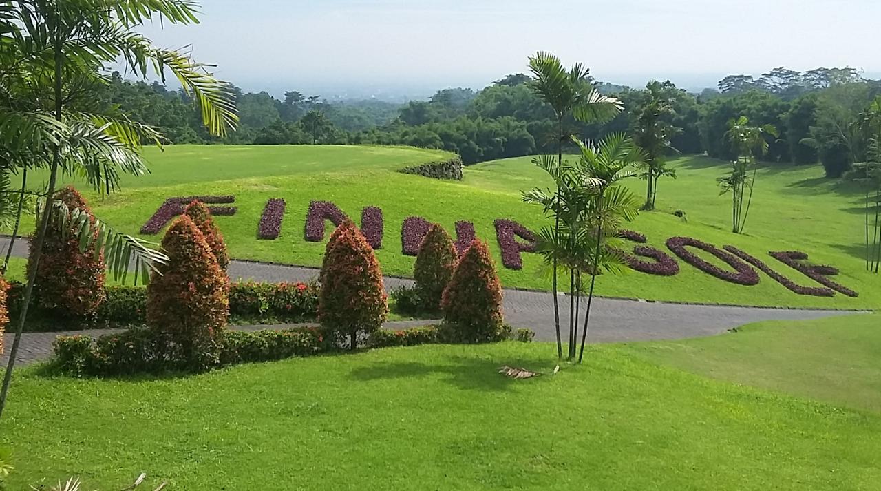 Finna Golf & Country Club Prigen Экстерьер фото